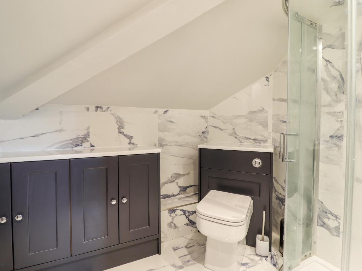 Rock House Apartment Ньютаун Экстерьер фото