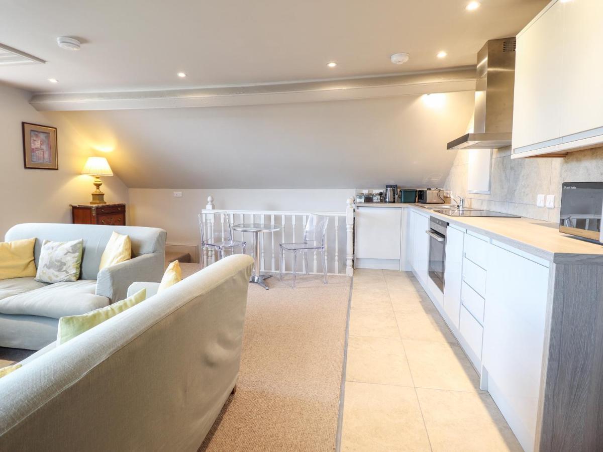 Rock House Apartment Ньютаун Экстерьер фото